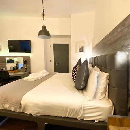 Studio At The Coach House Apartments Λιντς Εξωτερικό φωτογραφία
